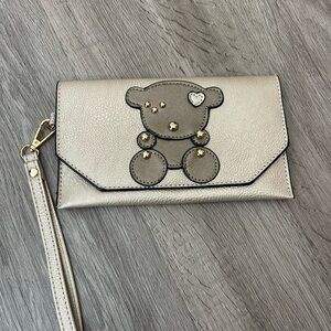 Chic Silver Bear Clutch Wristlet